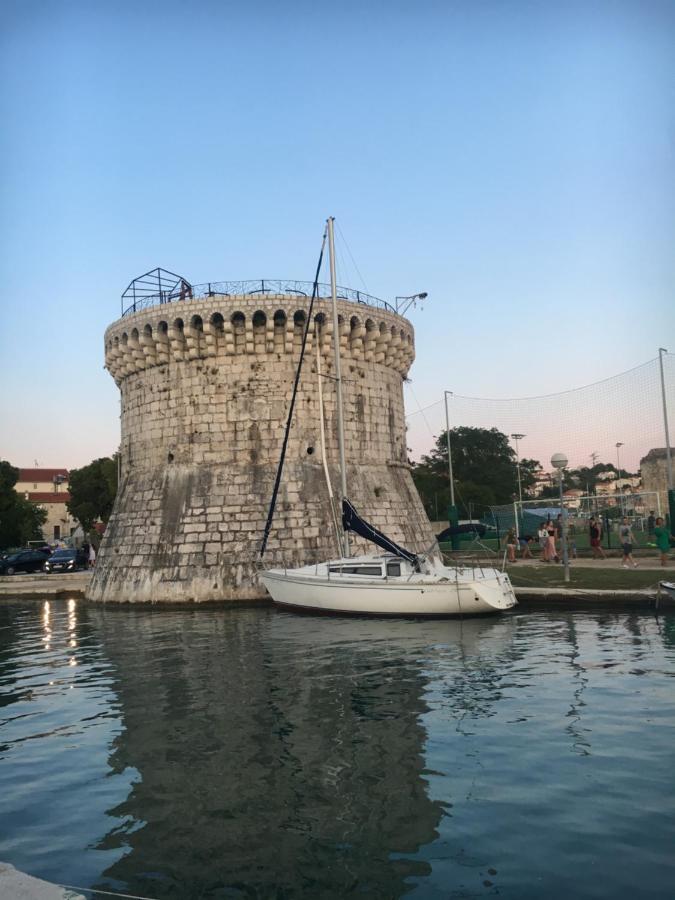 Blue Shell Trogir Apartment Luaran gambar